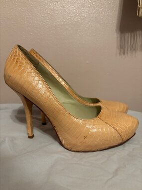 vintage pumps size 9